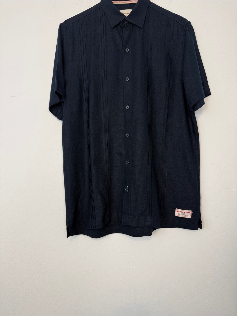 Scotch & Soda Men’s Structured Stripe Short Sleeve Shirt. Navy Blue. Size Small. - Picture 5 of 13